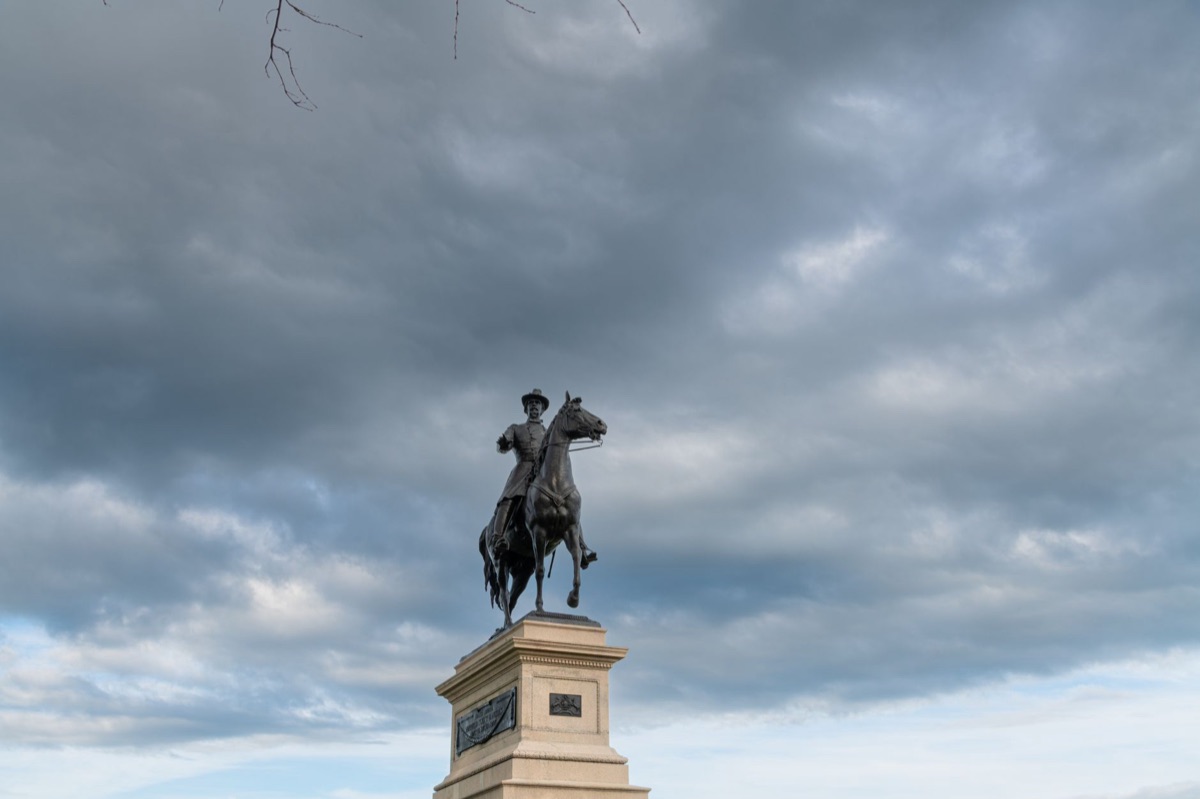 monument with olive branches in atlanta park