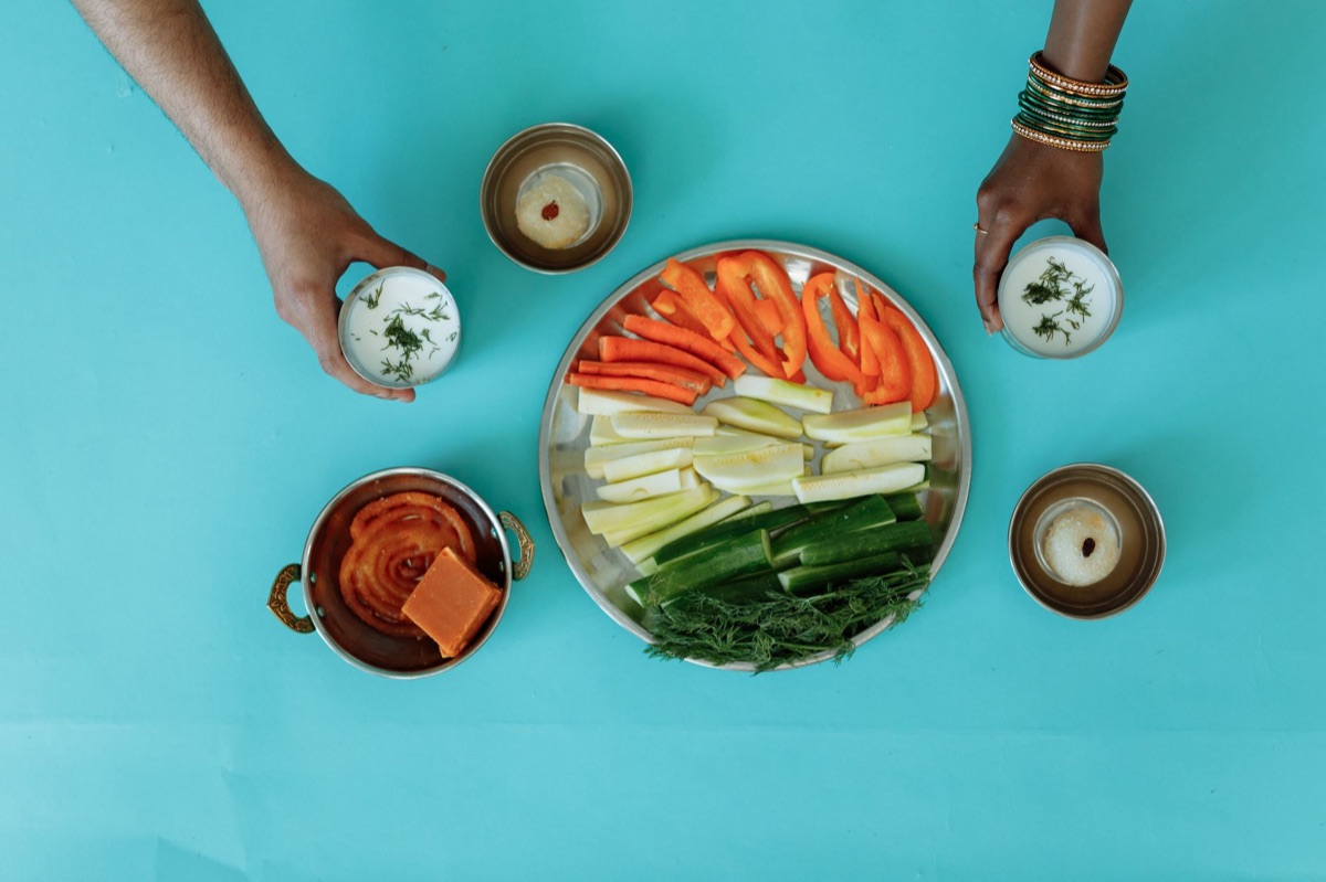 Tabla de crudités veganos
