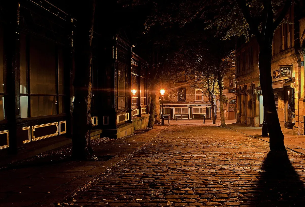 alley, street, night, evening, city, urban, town, street lamps, street lights, cobblestones, dark, england, street, street, night, night, night, night, city, ci