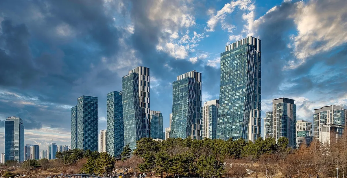 현장의 세부 장면을 담은 2번 사진