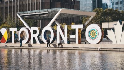 Toronto: Guide completa per un viaggio sicuro e ben pianificato
